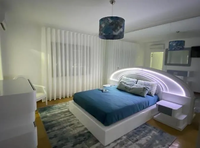 Lux House Gæstehus Ferreira (Porto)