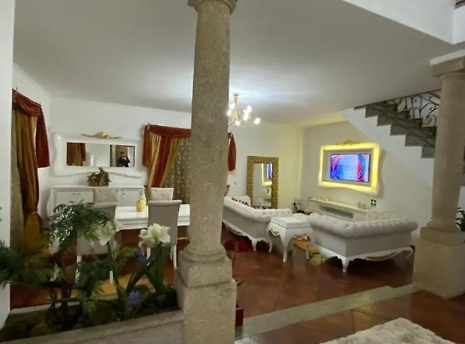 Lux House Gæstehus 3*